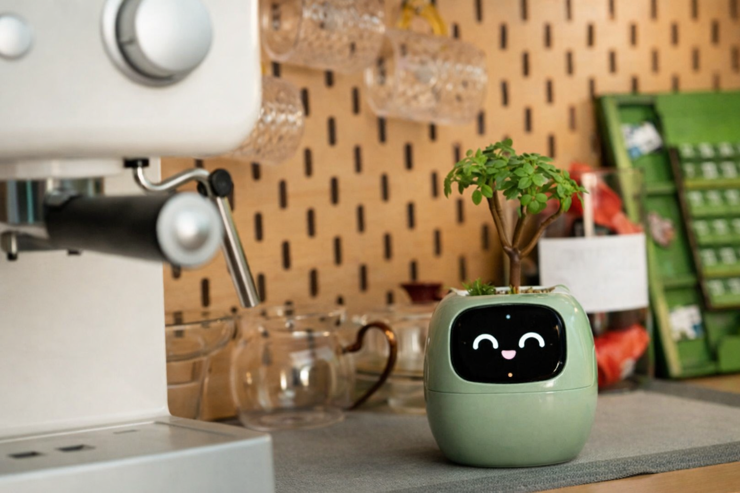 GrowJoy™ AI Smart Planter — Your Plant Has Feelings