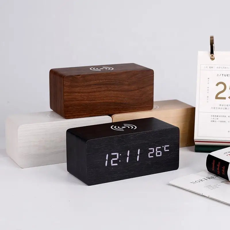 AuraTime™ Oak | Wooden Wireless Charging Alarm Clock