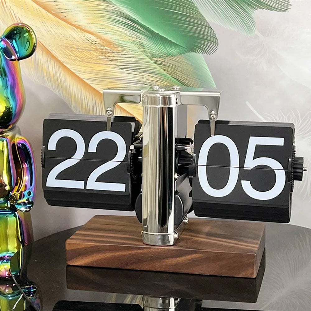 AuraTime™ Flip | Modern Mechanical Flip Desk Clock