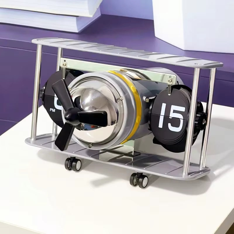 AuraTime™ AeroFlip – Aviation Mechanical Flip Desk Clock